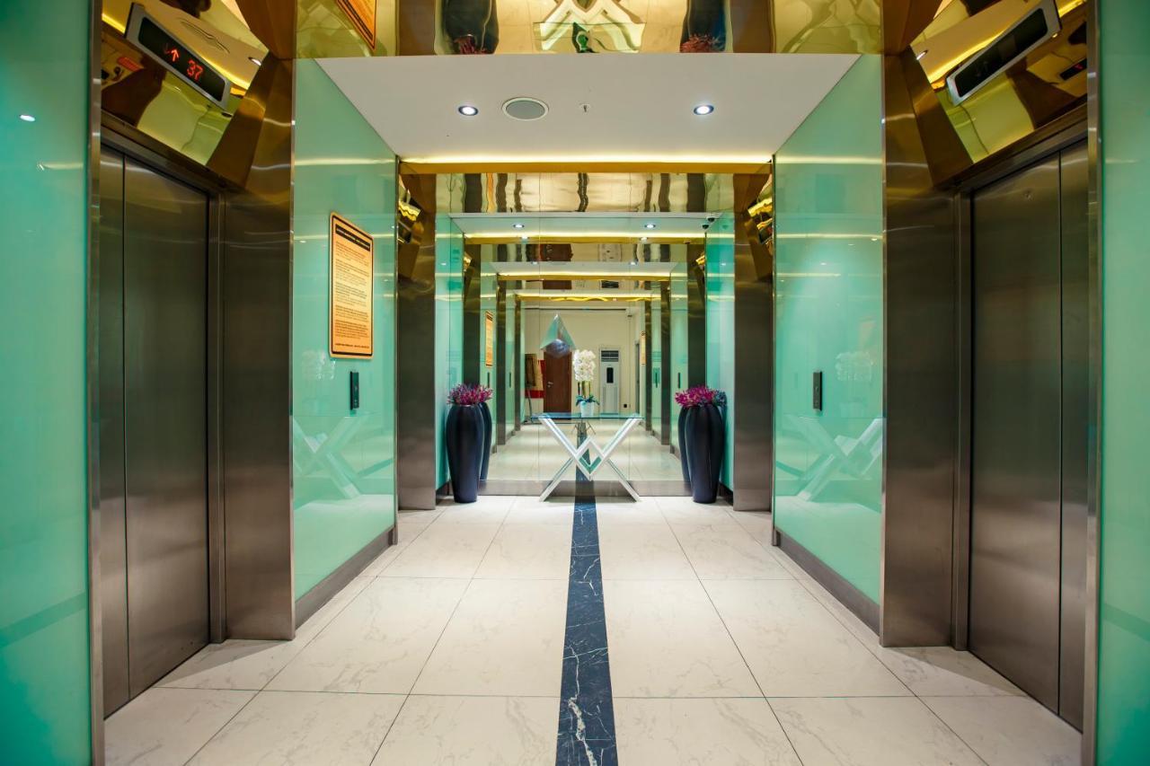 Panorama Orbi City Center Suite Sea View 巴统 外观 照片