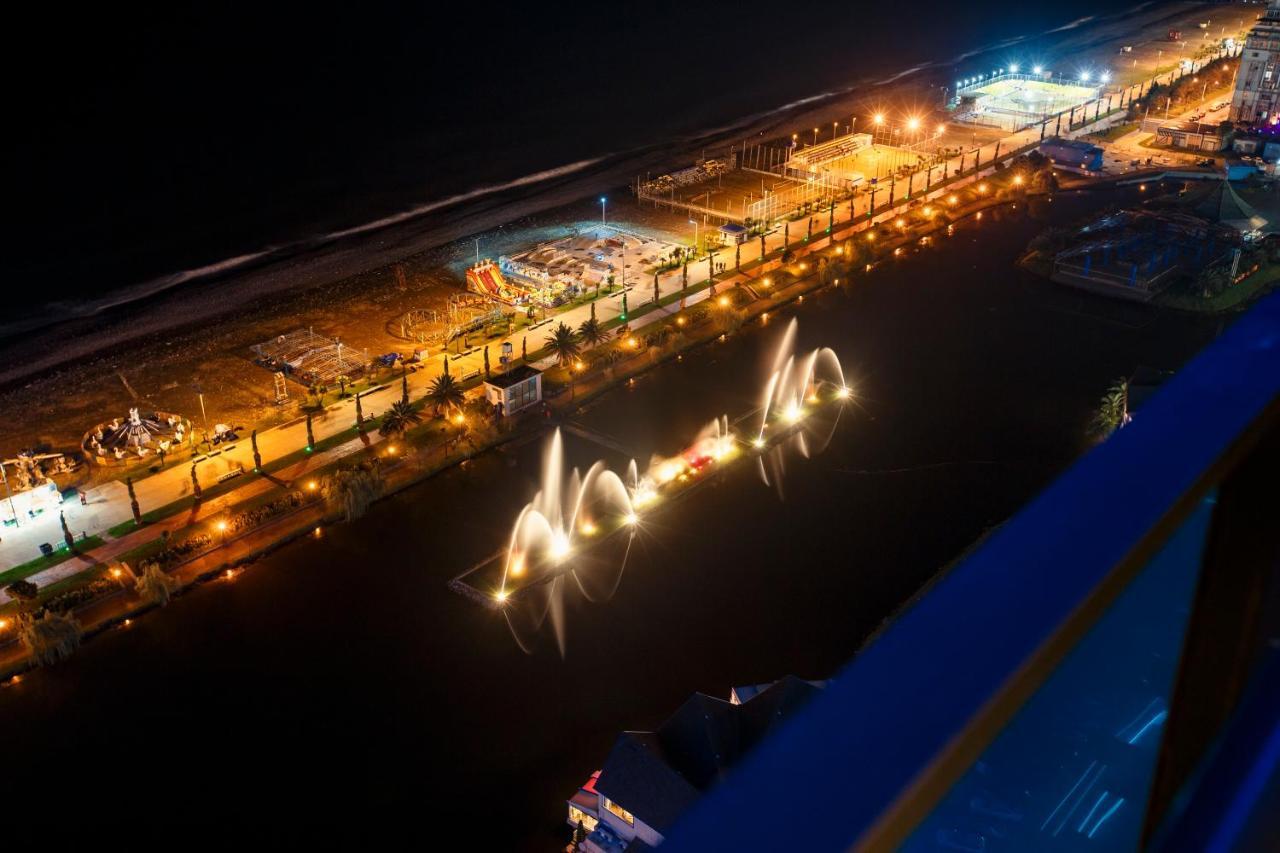Panorama Orbi City Center Suite Sea View 巴统 外观 照片