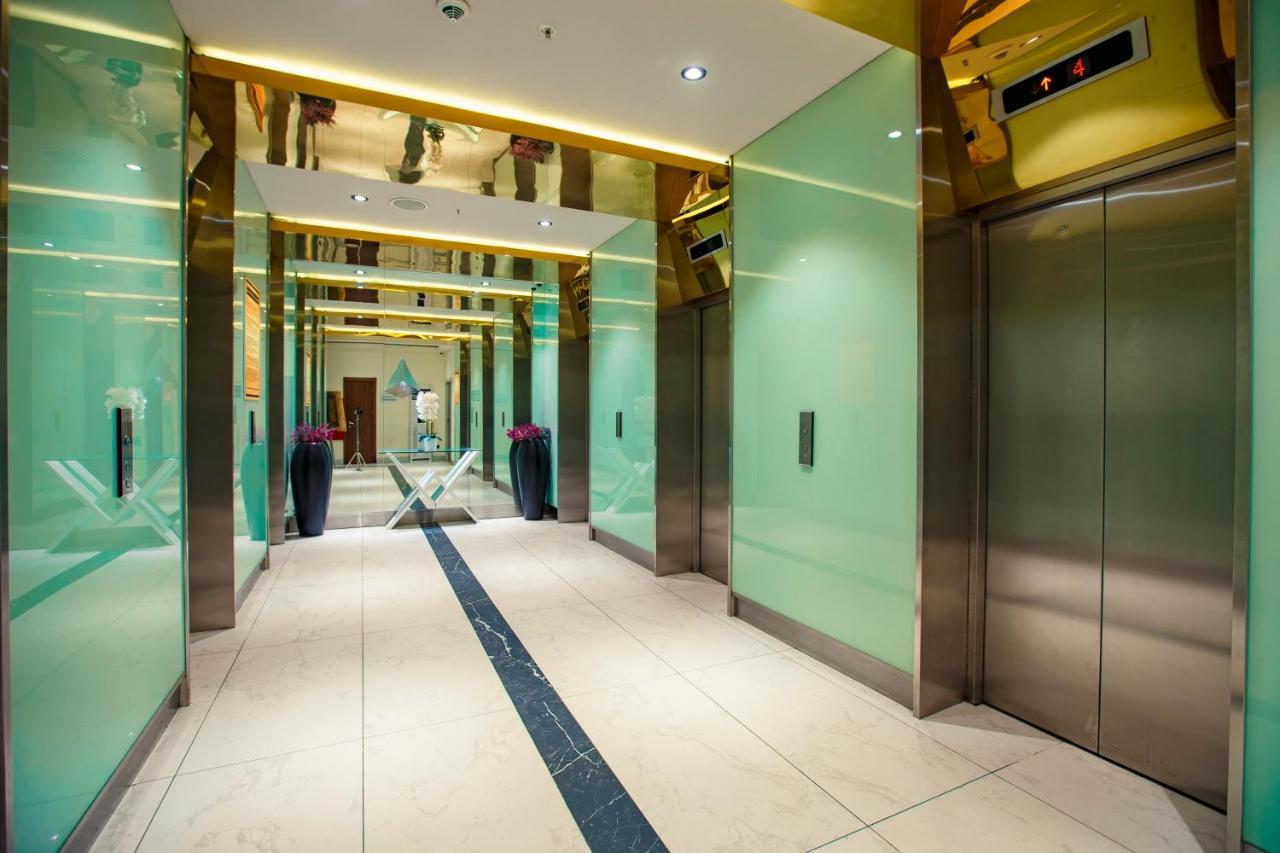 Panorama Orbi City Center Suite Sea View 巴统 外观 照片