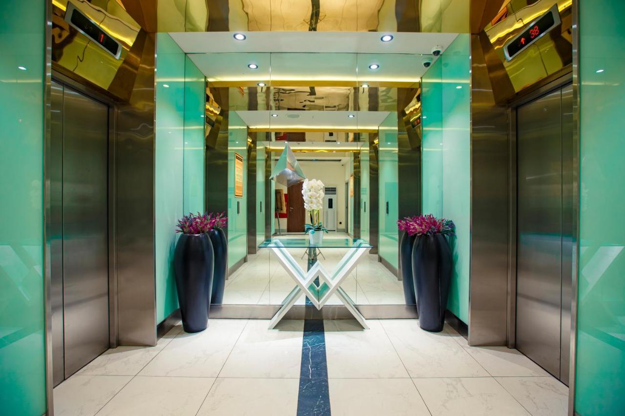Panorama Orbi City Center Suite Sea View 巴统 外观 照片