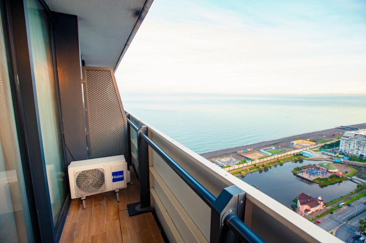Panorama Orbi City Center Suite Sea View 巴统 外观 照片