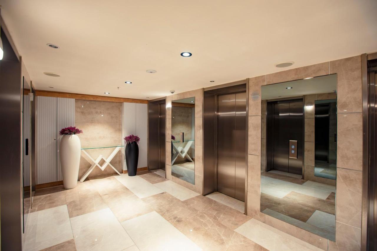 Panorama Orbi City Center Suite Sea View 巴统 外观 照片