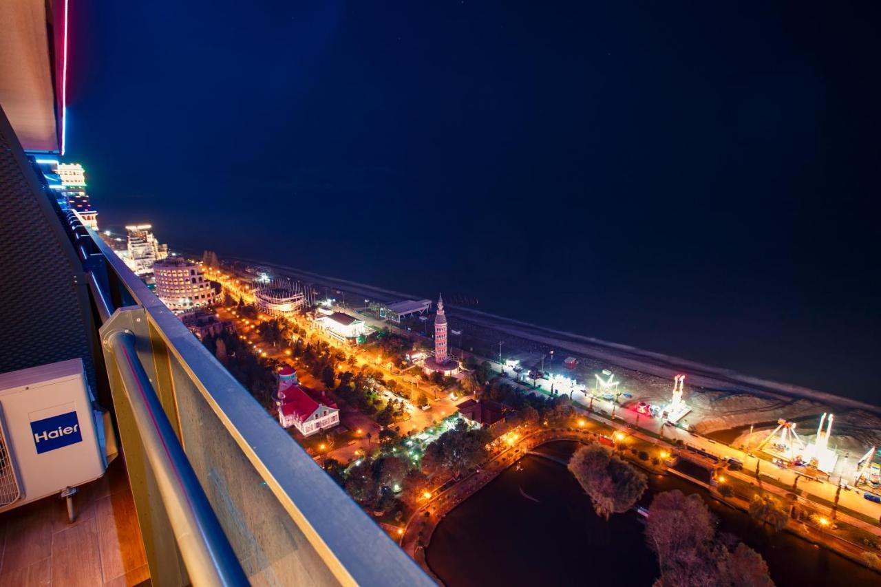 Panorama Orbi City Center Suite Sea View 巴统 外观 照片