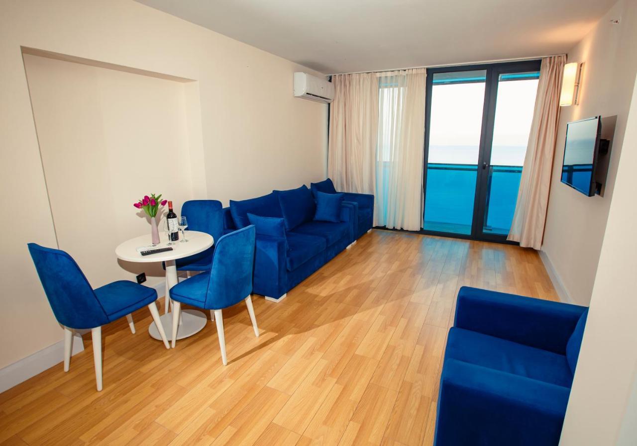 Panorama Orbi City Center Suite Sea View 巴统 外观 照片