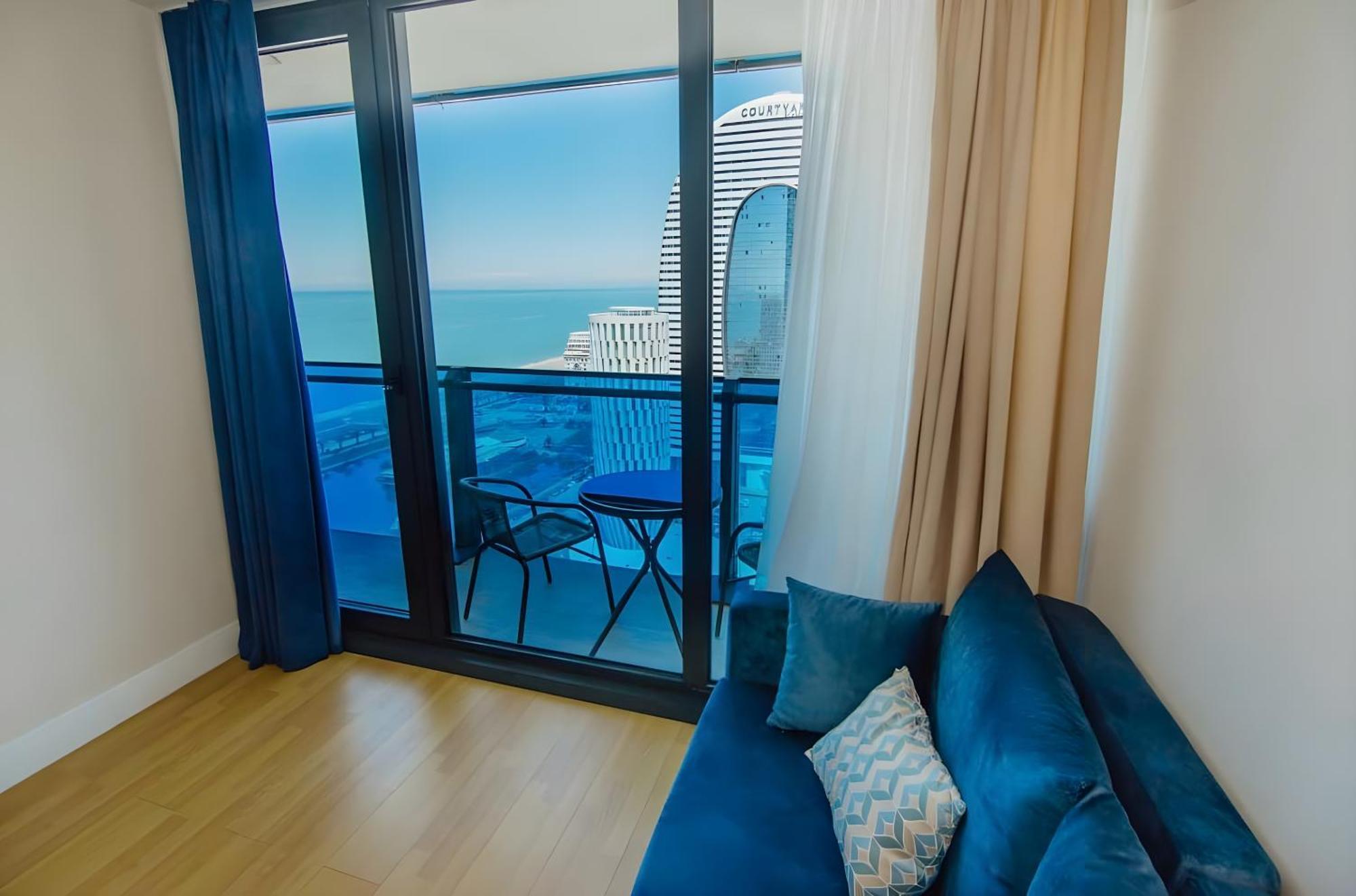 Panorama Orbi City Center Suite Sea View 巴统 外观 照片