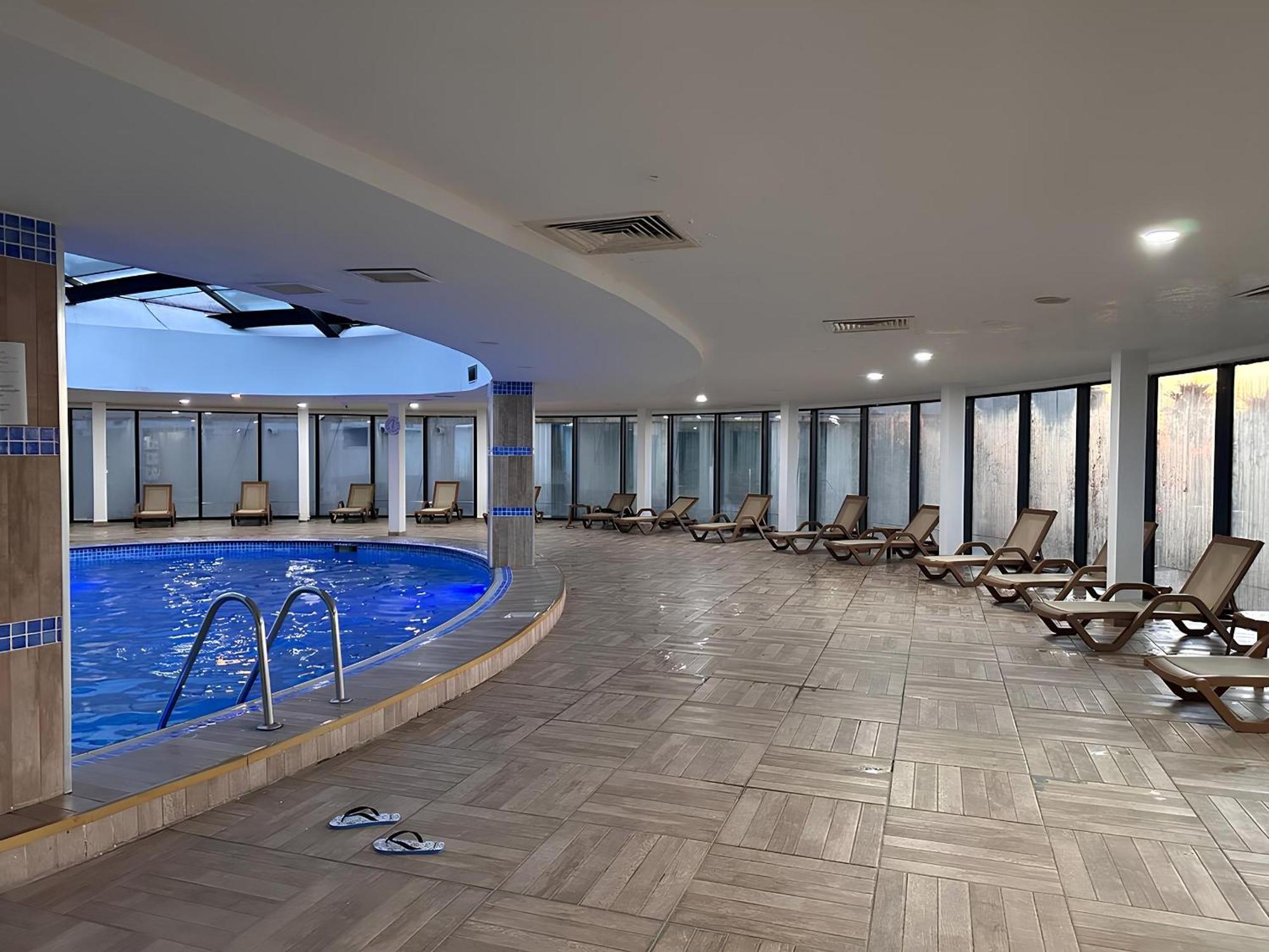 Panorama Orbi City Center Suite Sea View 巴统 外观 照片