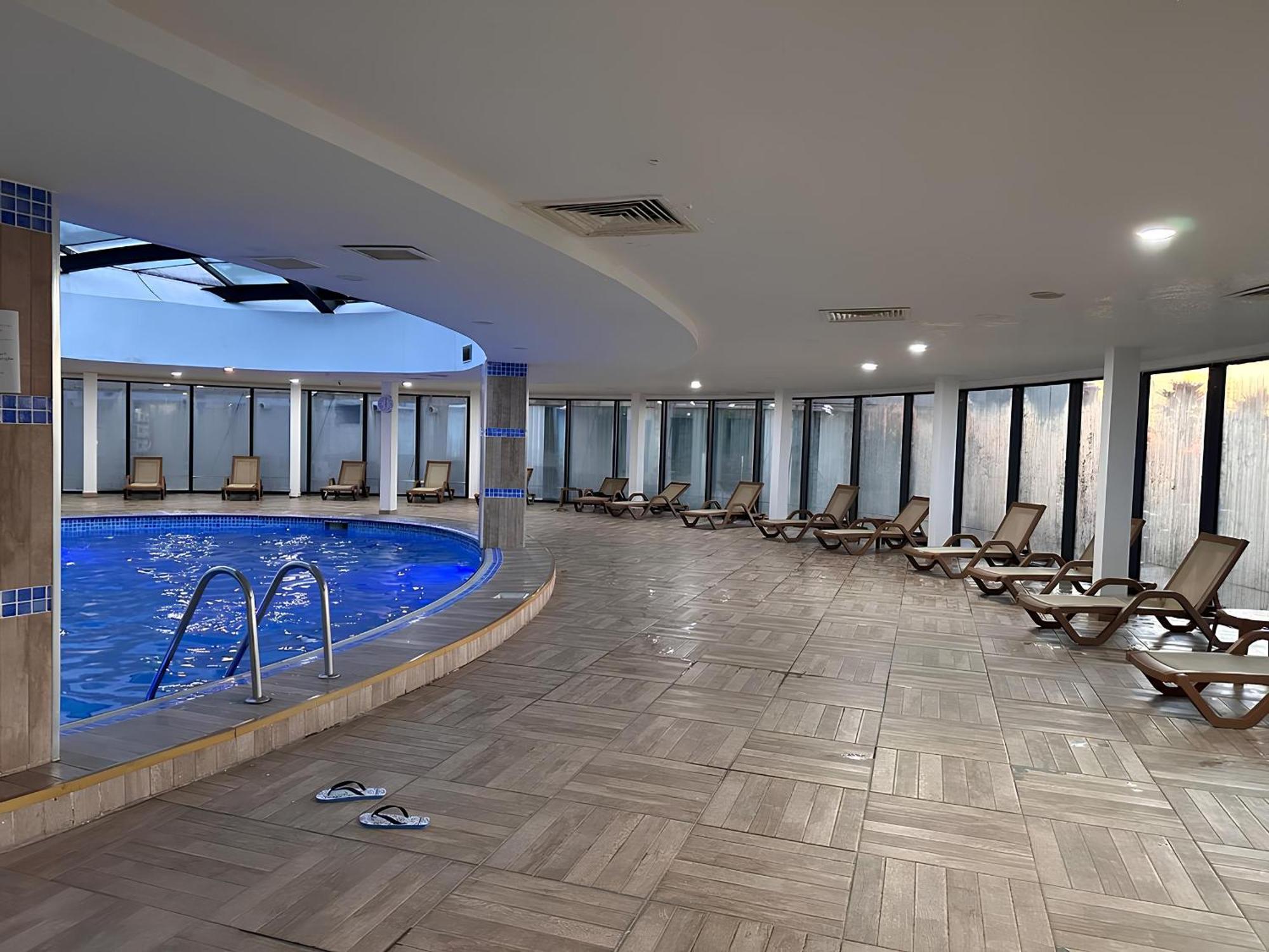 Panorama Orbi City Center Suite Sea View 巴统 外观 照片